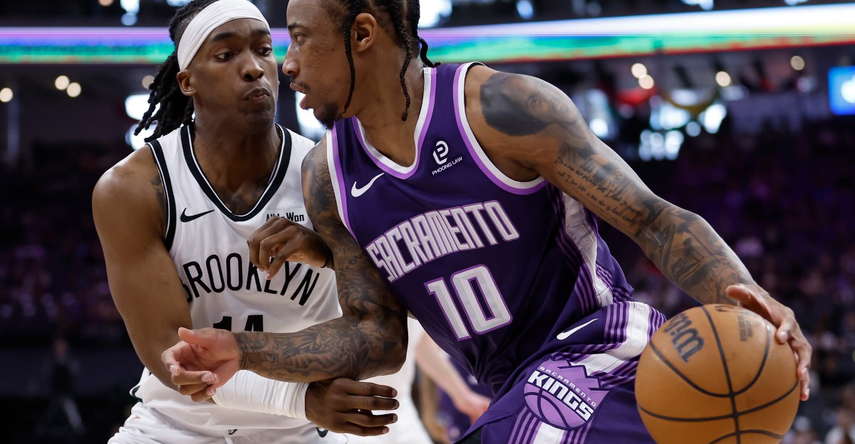 Kings Edge Nets 126-122: Malik Monk Shines with 32 Points